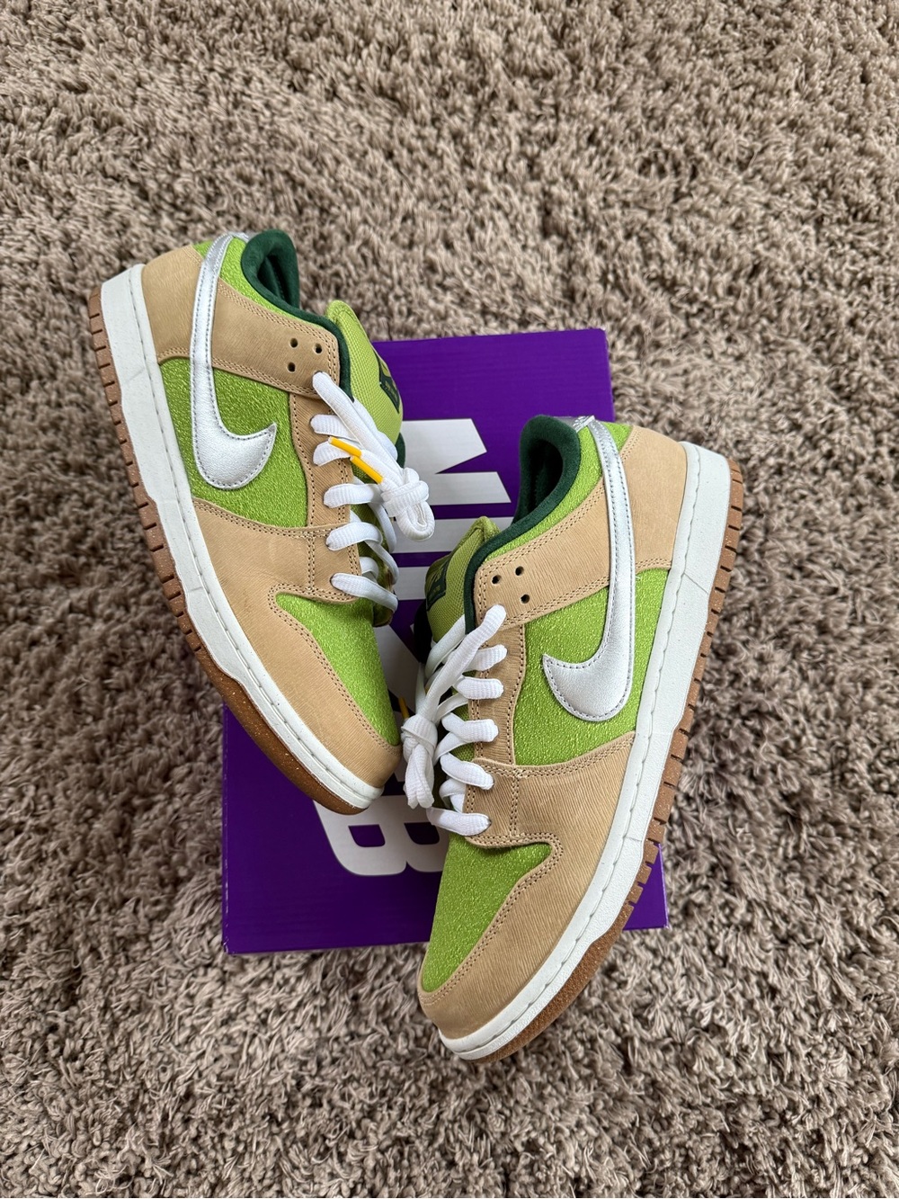 Nike SB Dunk Low Pro ‘Escargot’ Men’s Size 12 FQ7585-200